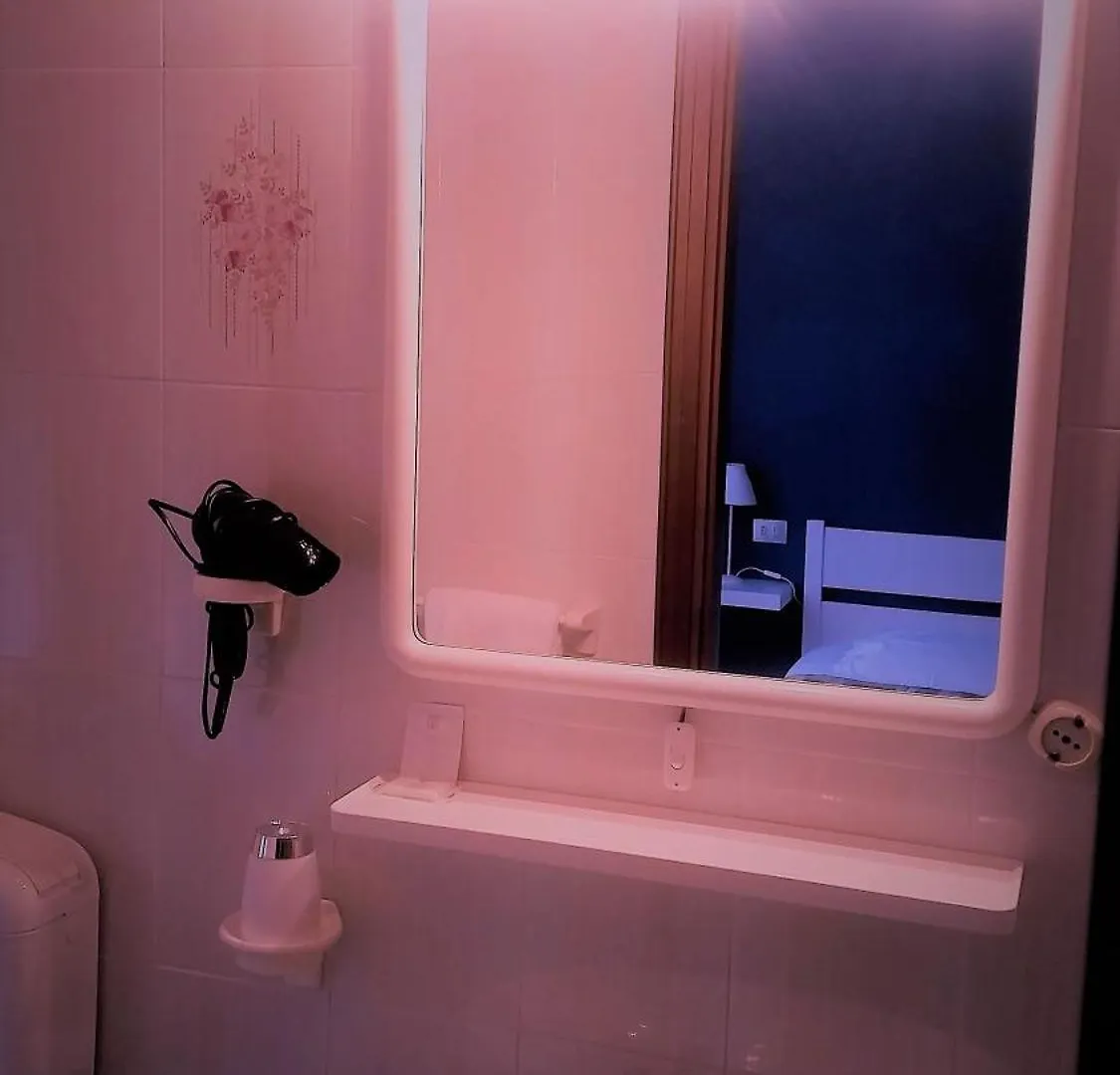 **  Hotel Ristorante El Caracol Mulazzo Italia